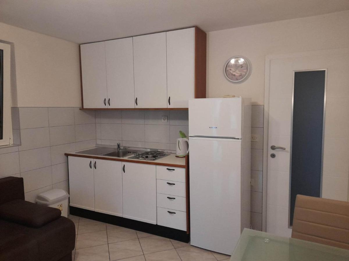 Franko Apartmani Zambratija  Dış mekan fotoğraf