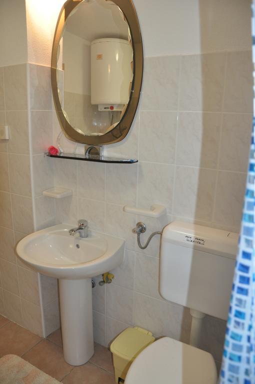 Franko Apartmani Zambratija  Dış mekan fotoğraf